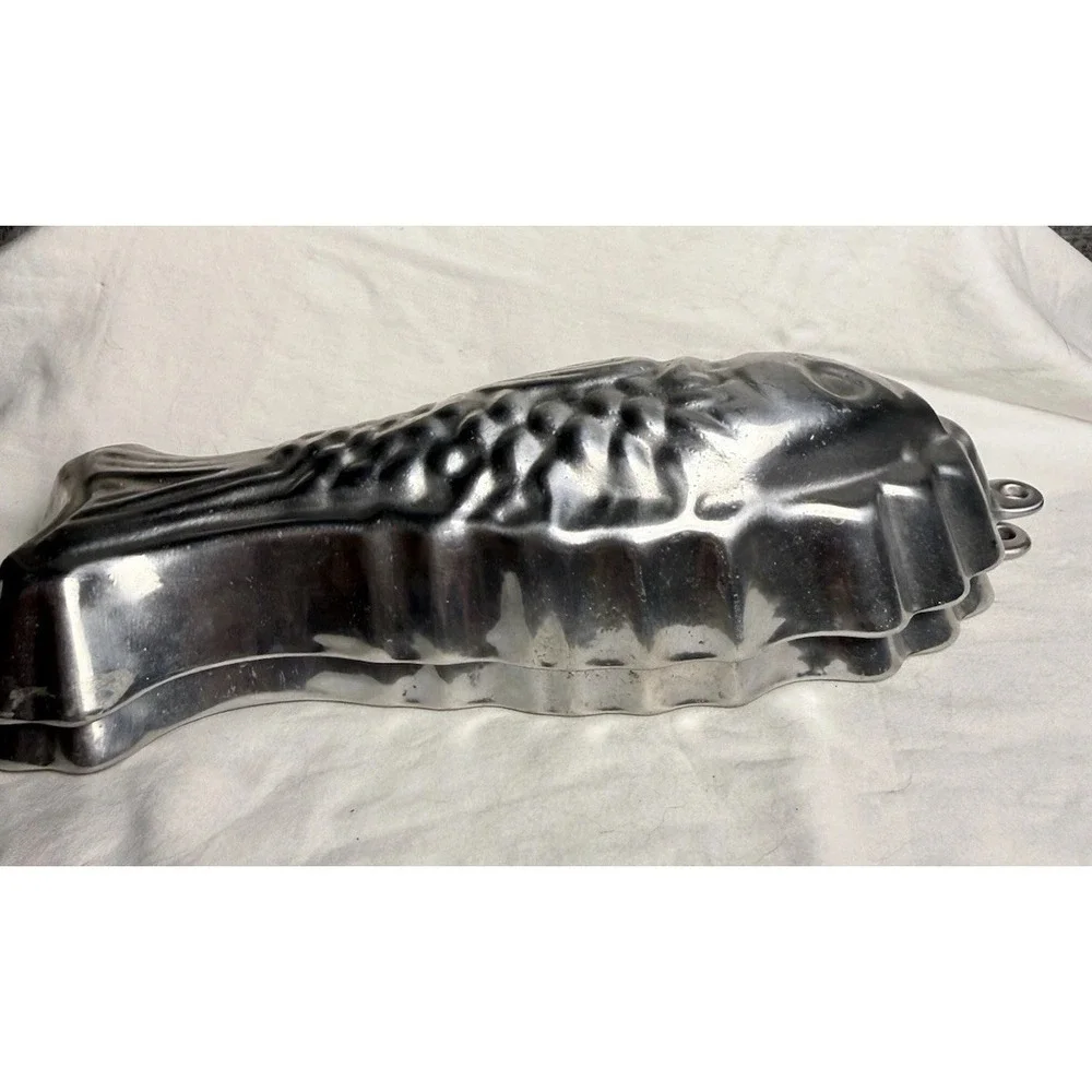 Set Of 2‎ - Vintage Aluminum Fish Mold Aspic Mousse Jello Hanging Wall Decor